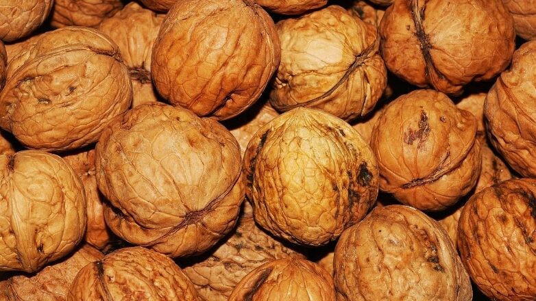 Oost West, Thuis Best